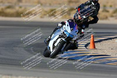 media/Jan-09-2022-SoCal Trackdays (Sun) [[2b1fec8404]]/Turn 11 (935am)/